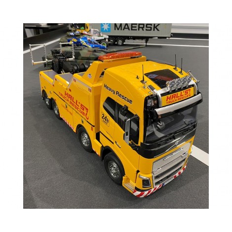 Tamiya 1/14 Volvo FH16 Globetrotter 750 8x4 Tow Truck Kit